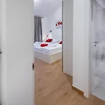 Pet Friendly In *