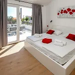 Pet Friendly In Casa de Férias Šibenik