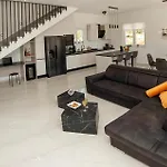 Pet Friendly In Šibenik