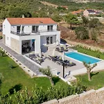 Casa de Férias Pet Friendly In Šibenik