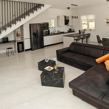 Pet Friendly In Šibenik